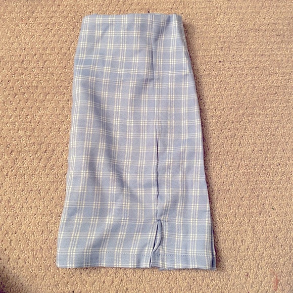 Plaid skirt - Picture 2 of 2